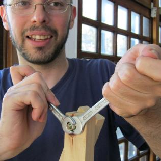 Puesta a punto del telar de 8 cuadros