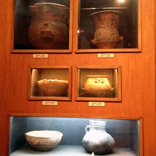 Cerámica de Belén y Sta. María, período tardío, Catamarca - Inv. Río Cuarto, Córdoba